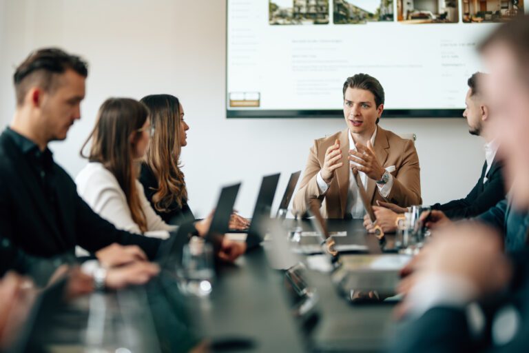 Meeting im Imperia Office